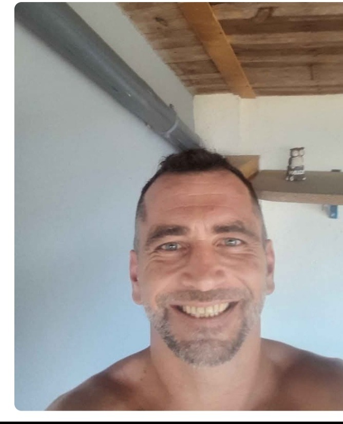 Perfil de Just