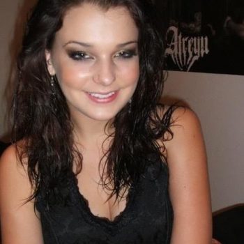 Perfil de Thana