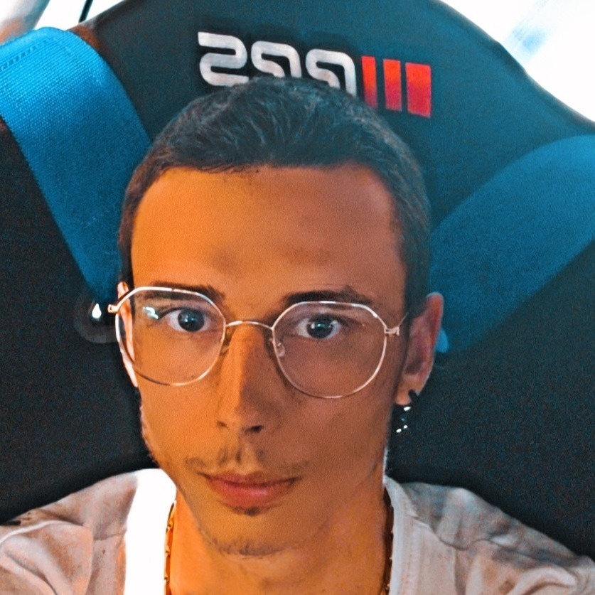Perfil de Adhémar